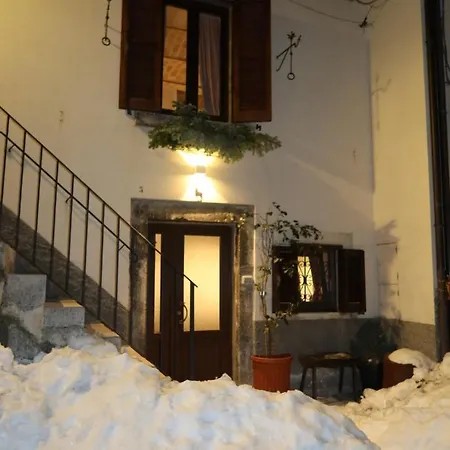 Dom wakacyjny Pesculum Nel Borgo Pescocostanzo