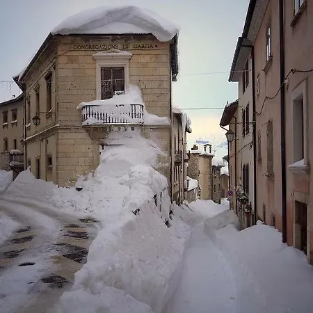 Pesculum Nel Borgo بيسكوكوستانزو